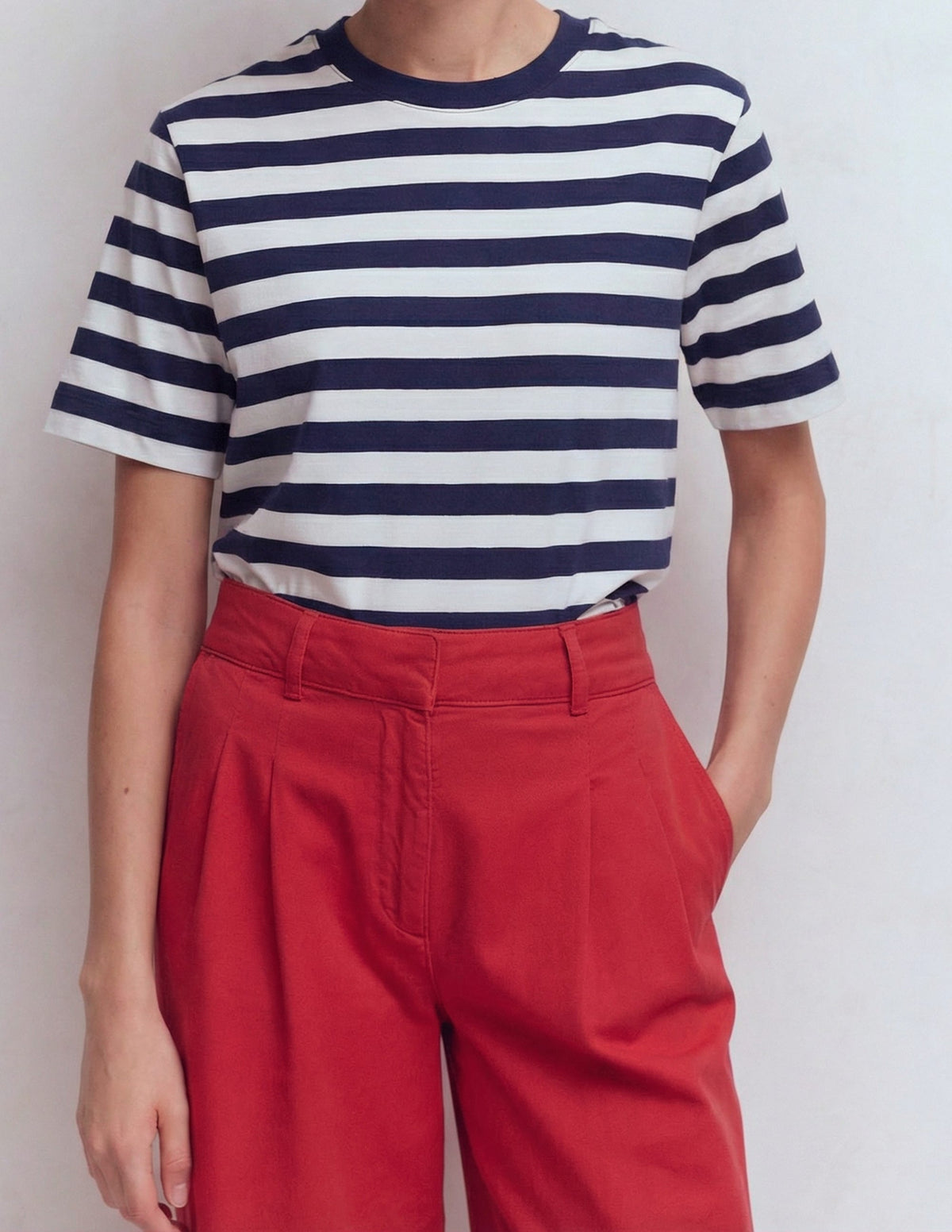 Lockeres Baumwoll-T-Shirt-Marineblau und Naturweiß Gestreift-3