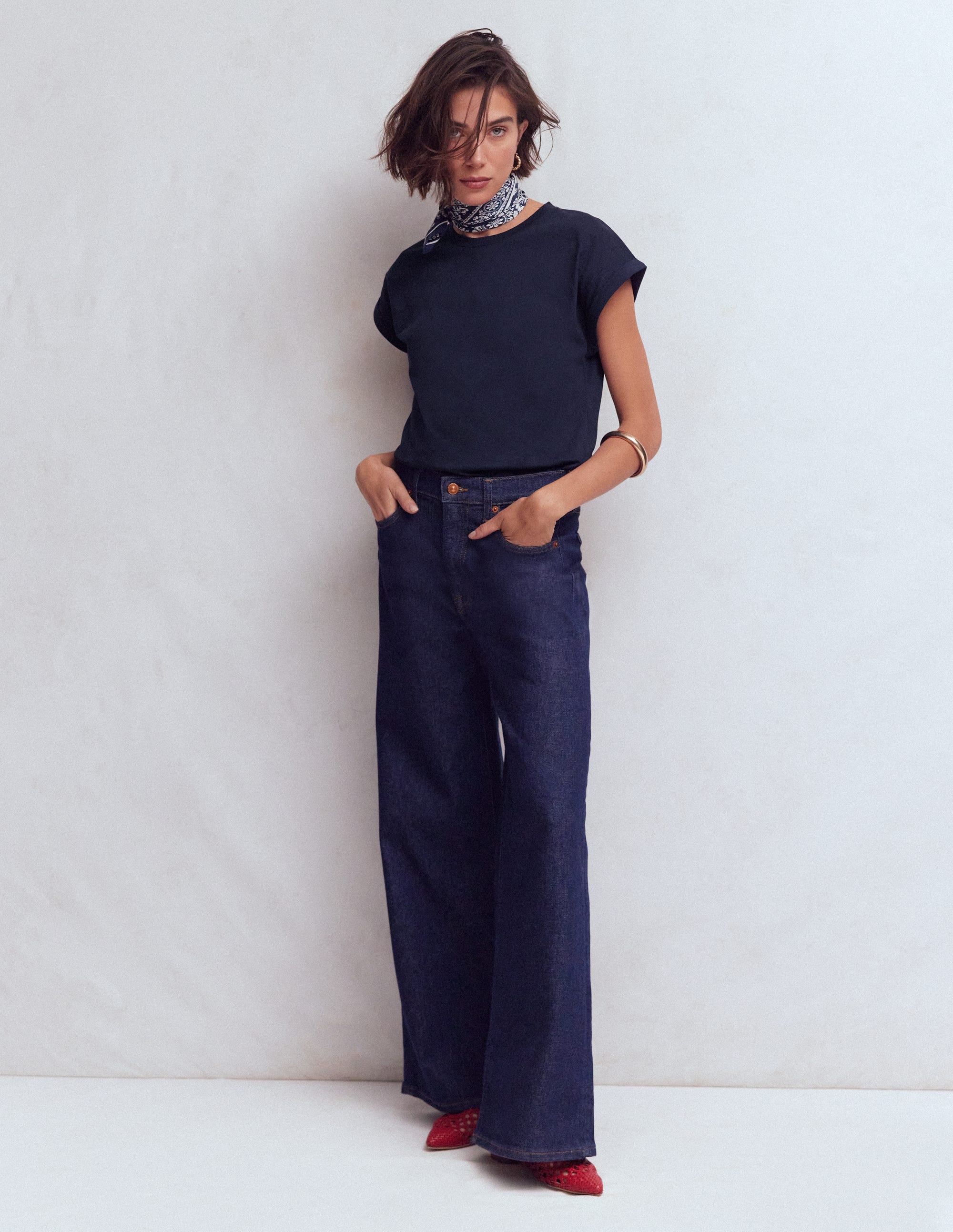 Turn Back T-shirt-Navy - Image 4
