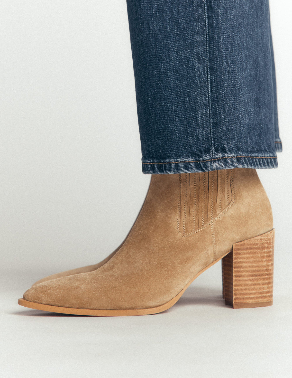 Legere Stiefeletten mit spitzer Zehenpartie-Tabakbraun - Image 2