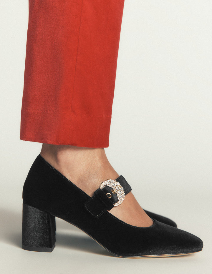 Pumps mit Schnallenriemen und Blockabsatz-Schwarz Samt