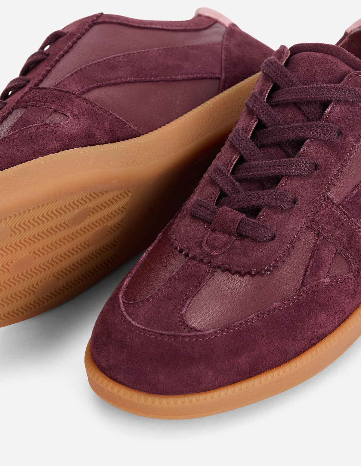 Sneaker mit seitlichem Lederdetail-Oxblood - Image 4