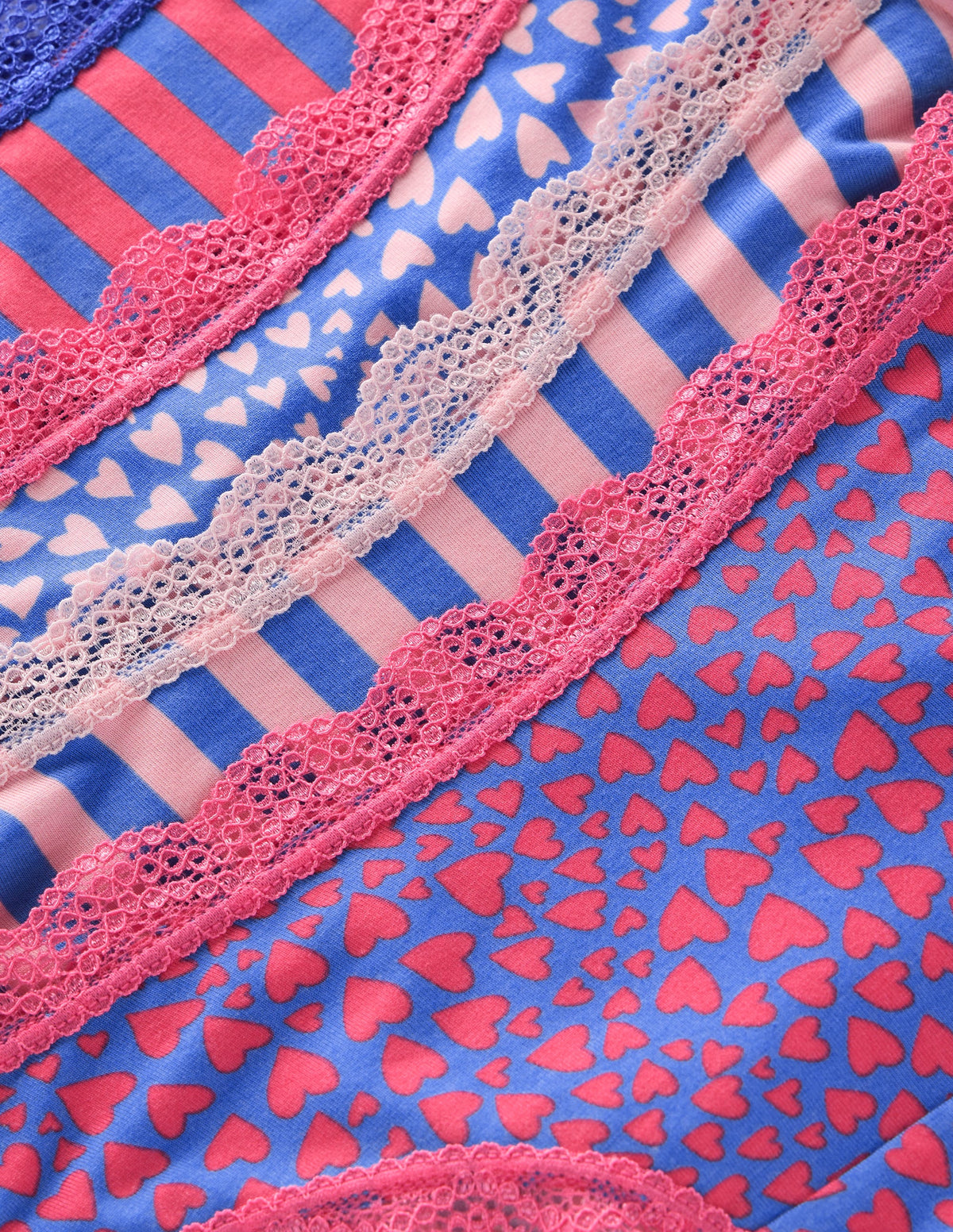Stripe & Stare Slips-Streifen und Herzen im Viererpack - Image 3