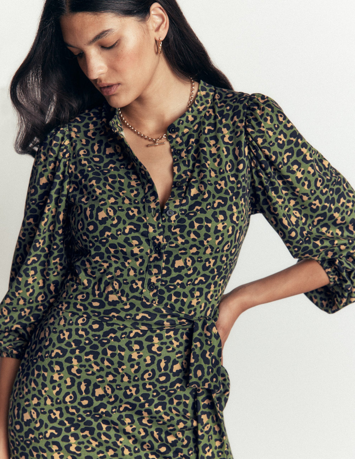 Eli Jersey-Midikleid mit Gürtel-Braunschweigisches Grün, Leopard - Image 2