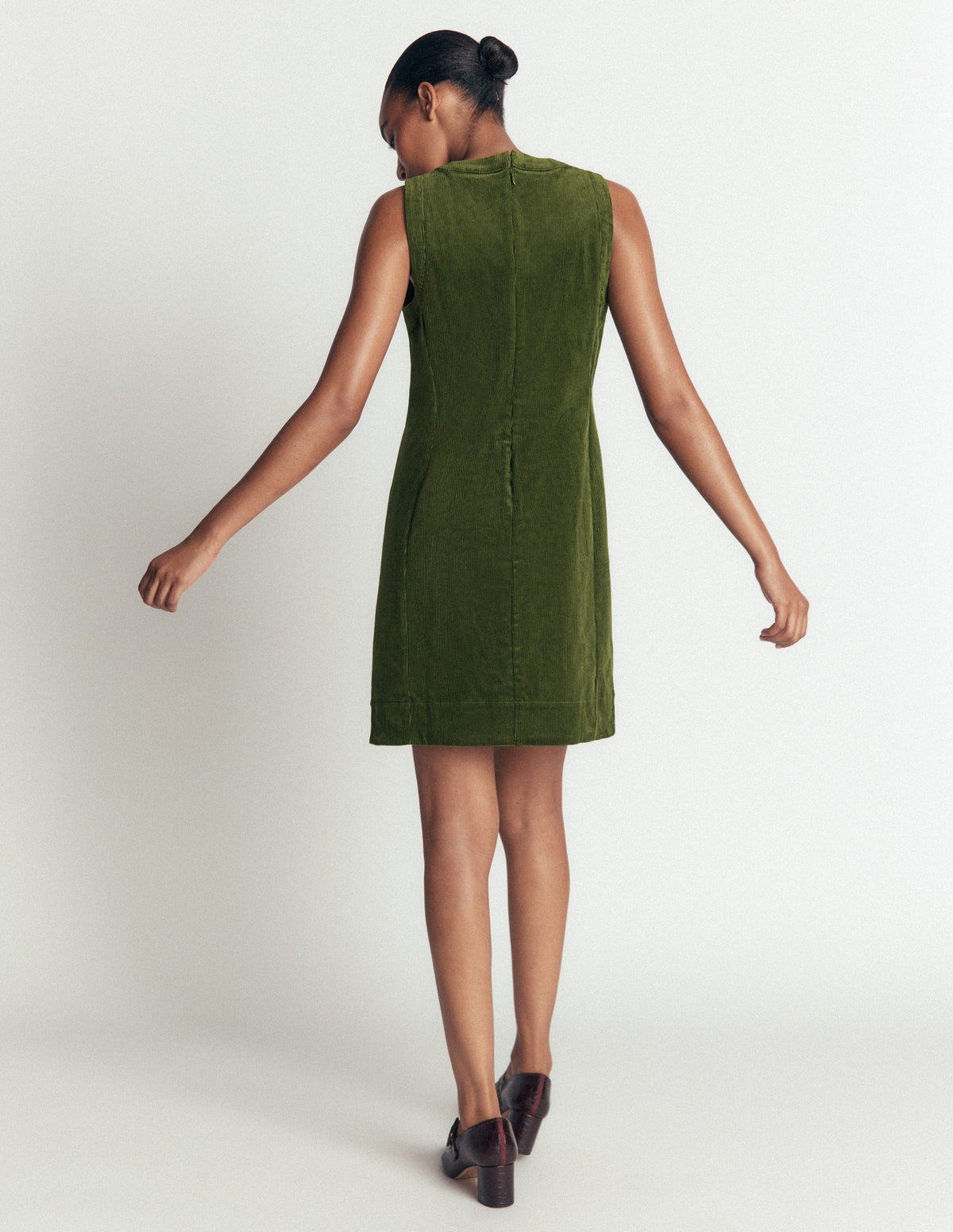 Robe droite Lou en velours côtelé-Vert forêt-5
