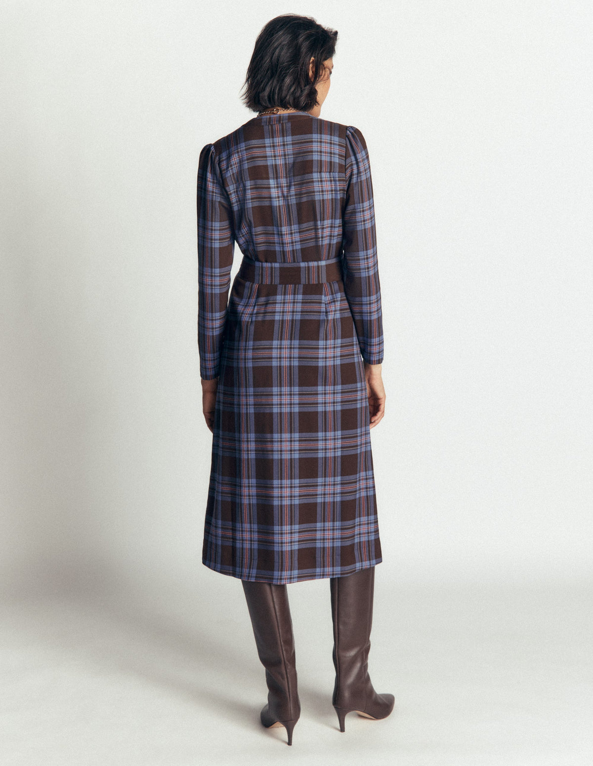 Louise Kariertes Midi-Hemdblusenkleid-Braun, Blau und Rosa Kariert - Image 3
