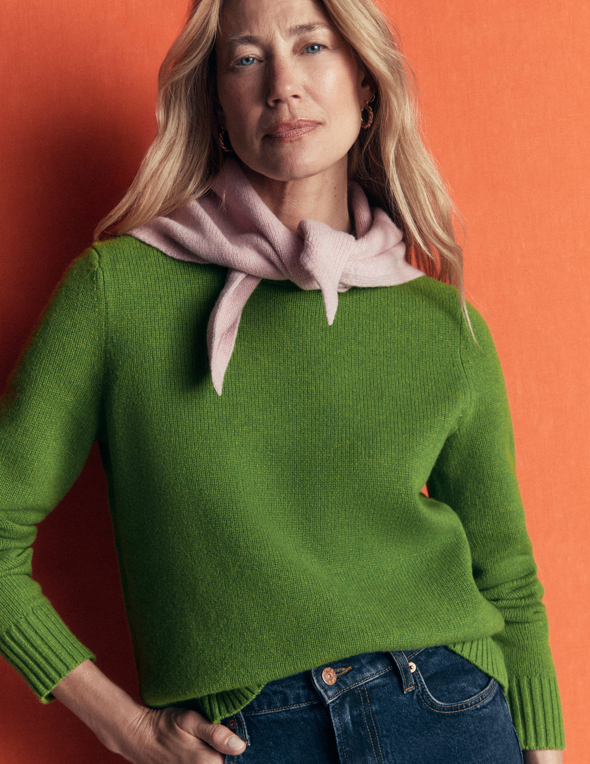 Marta Pullover aus Merinowolle mit Rundhalsausschnitt-Saftiger Apfel - Image 1