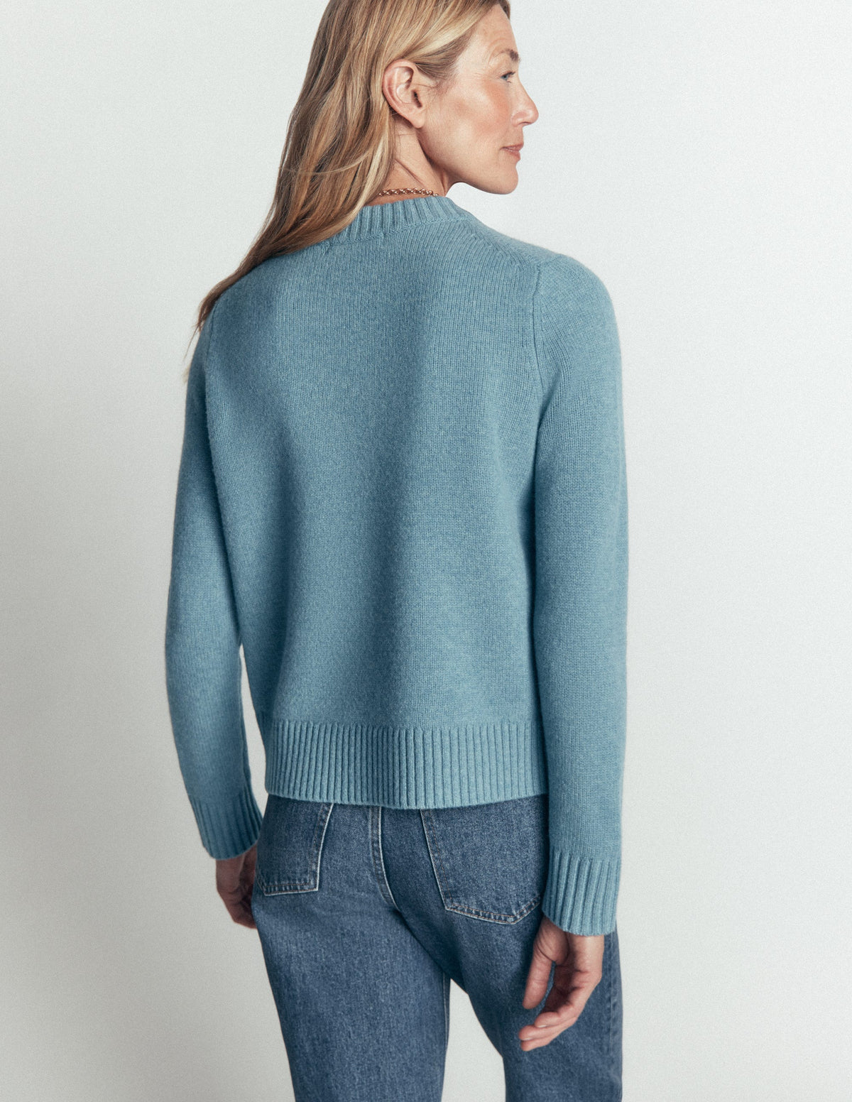 Pull col rond Marta en laine mérinos-Aura bleue - Image 3