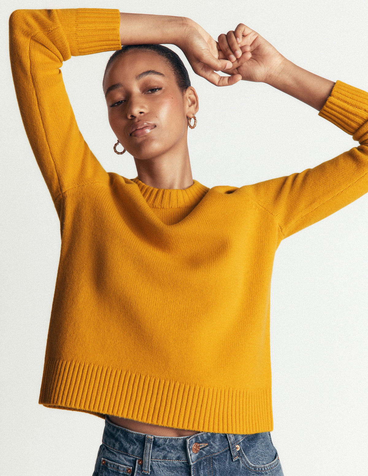 Marta Pullover aus Merinowolle mit Rundhalsausschnitt-Honiggelb-3