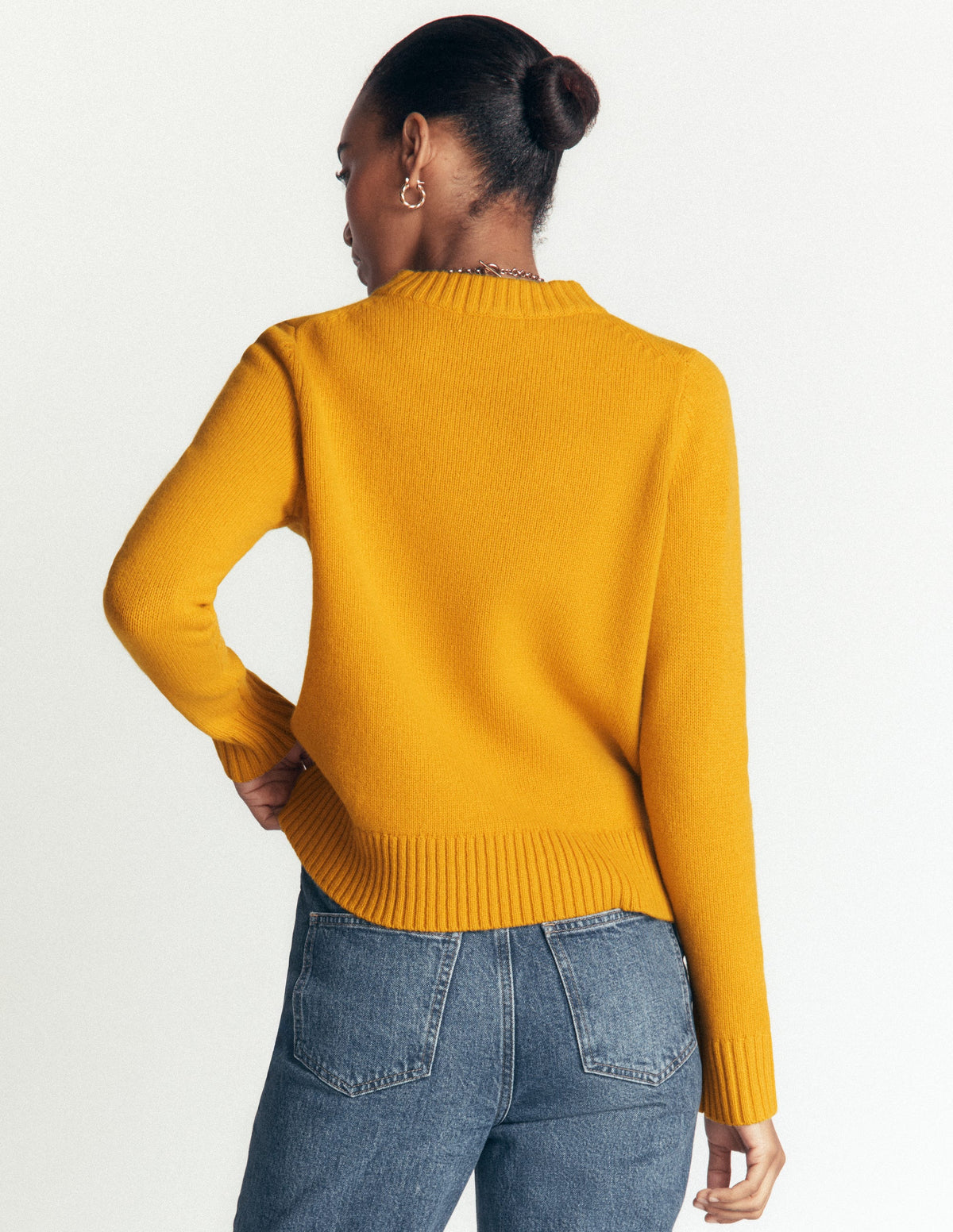 Marta Pullover aus Merinowolle mit Rundhalsausschnitt-Honiggelb - Image 4
