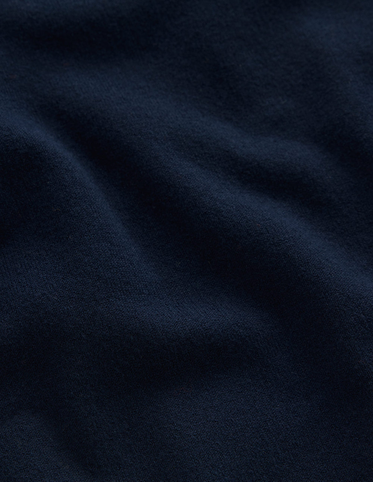 Camilla Rollkragenpullover-Marineblau - Image 7