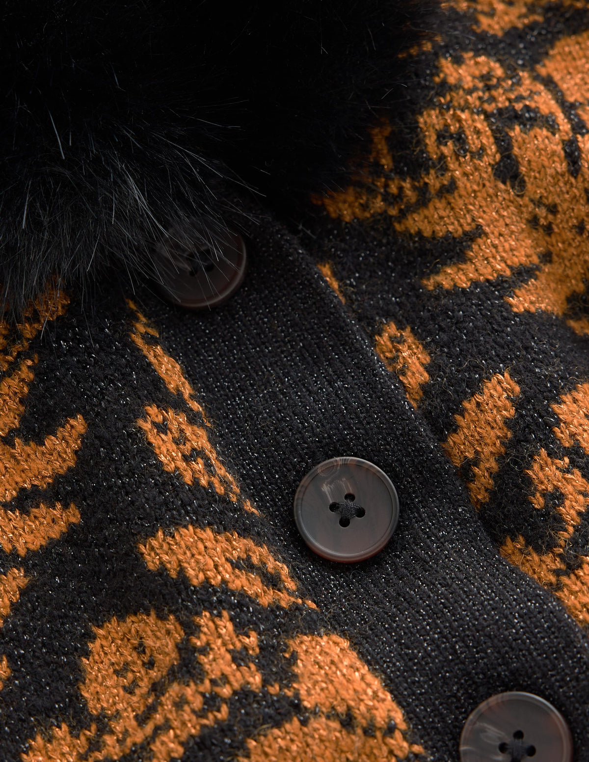 Wickelstrickjacke mit Gürtel-Metallic-Schwarz Gold Jacquard-7