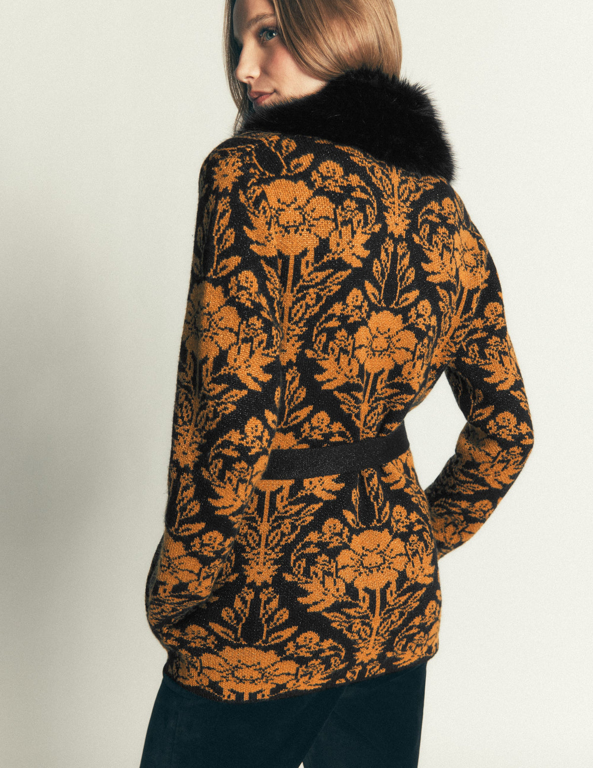 Wickelstrickjacke mit Gürtel-Metallic-Schwarz Gold Jacquard-4