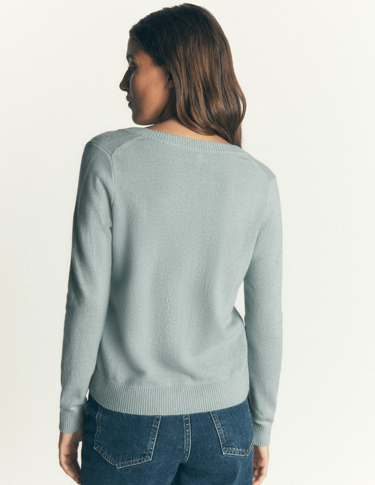 Elsie Kaschmirpullover mit V-Ausschnitt-Klarer Himmel-3
