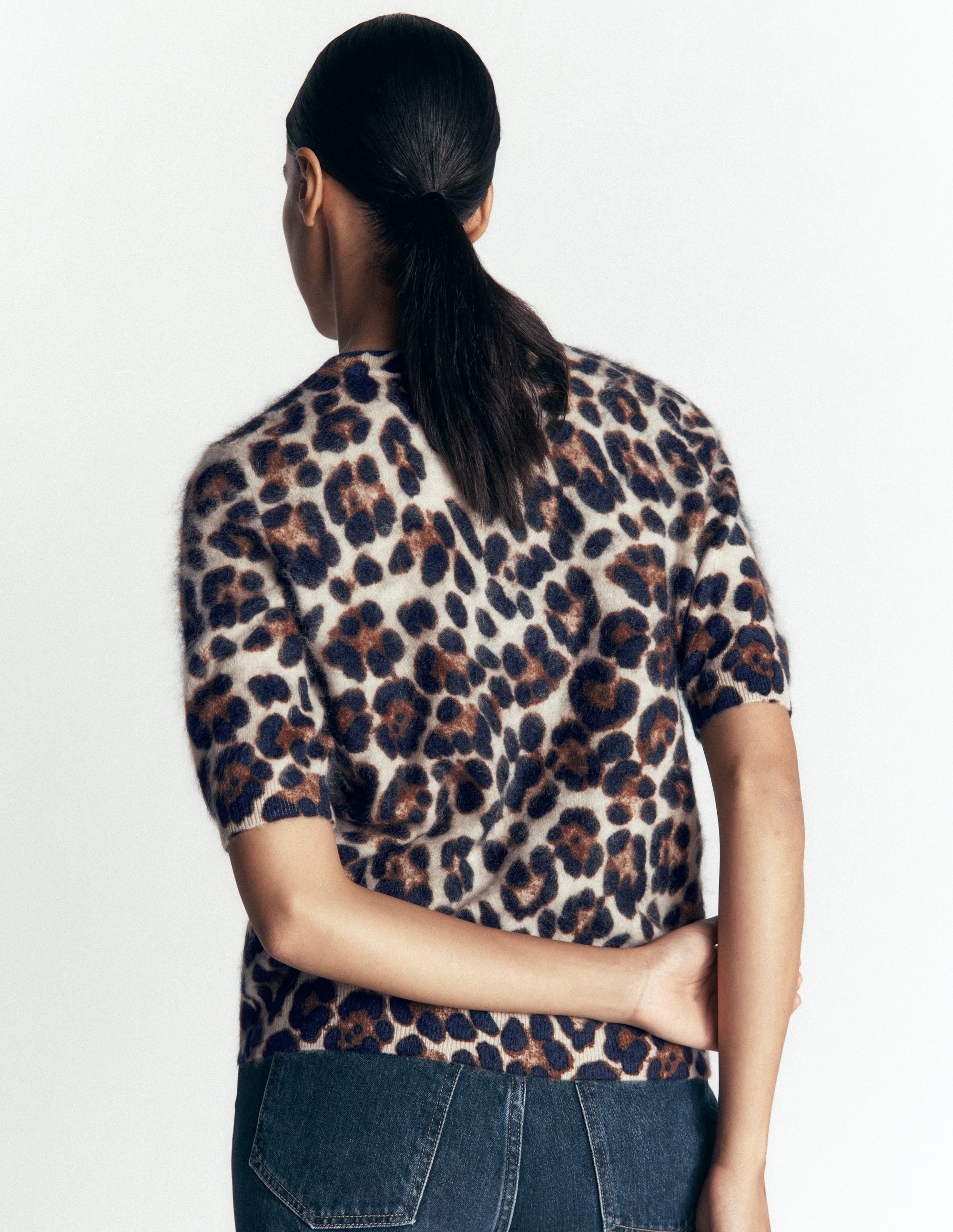 Kat T-Shirt aus gebürstetem Kaschmir-Camel, Leopard - Image 3