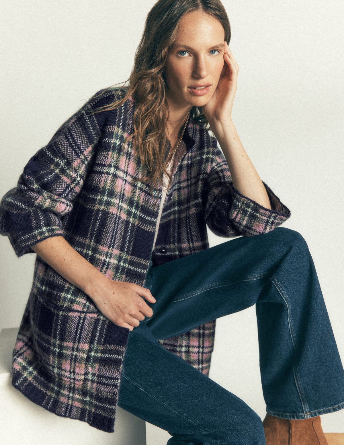 Flauschige Jacquard-Strickjacke-Marineblau, Grün und Rosa Kariert-2