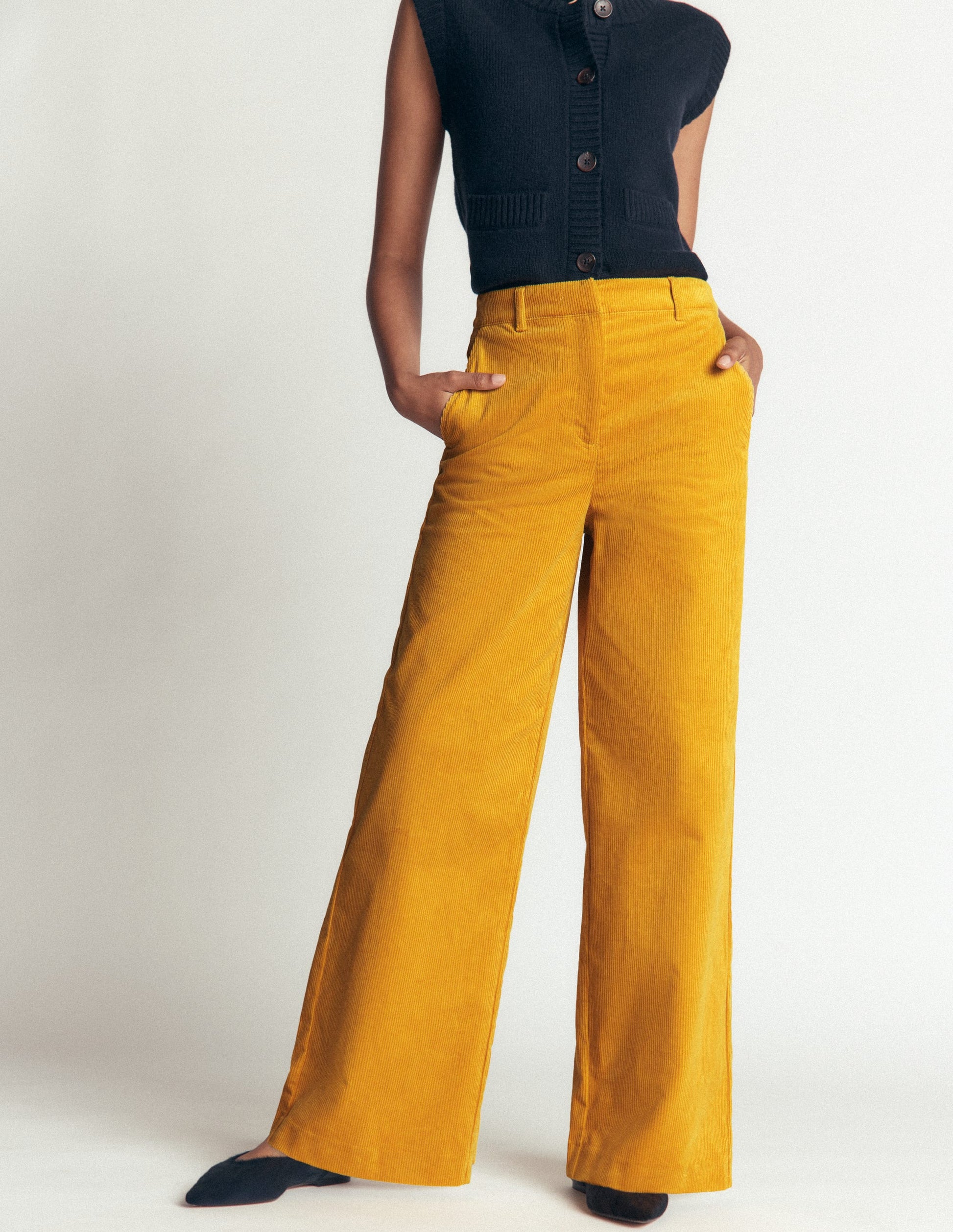 Belgravia Cordhose-Goldenes Roggenfeld-5