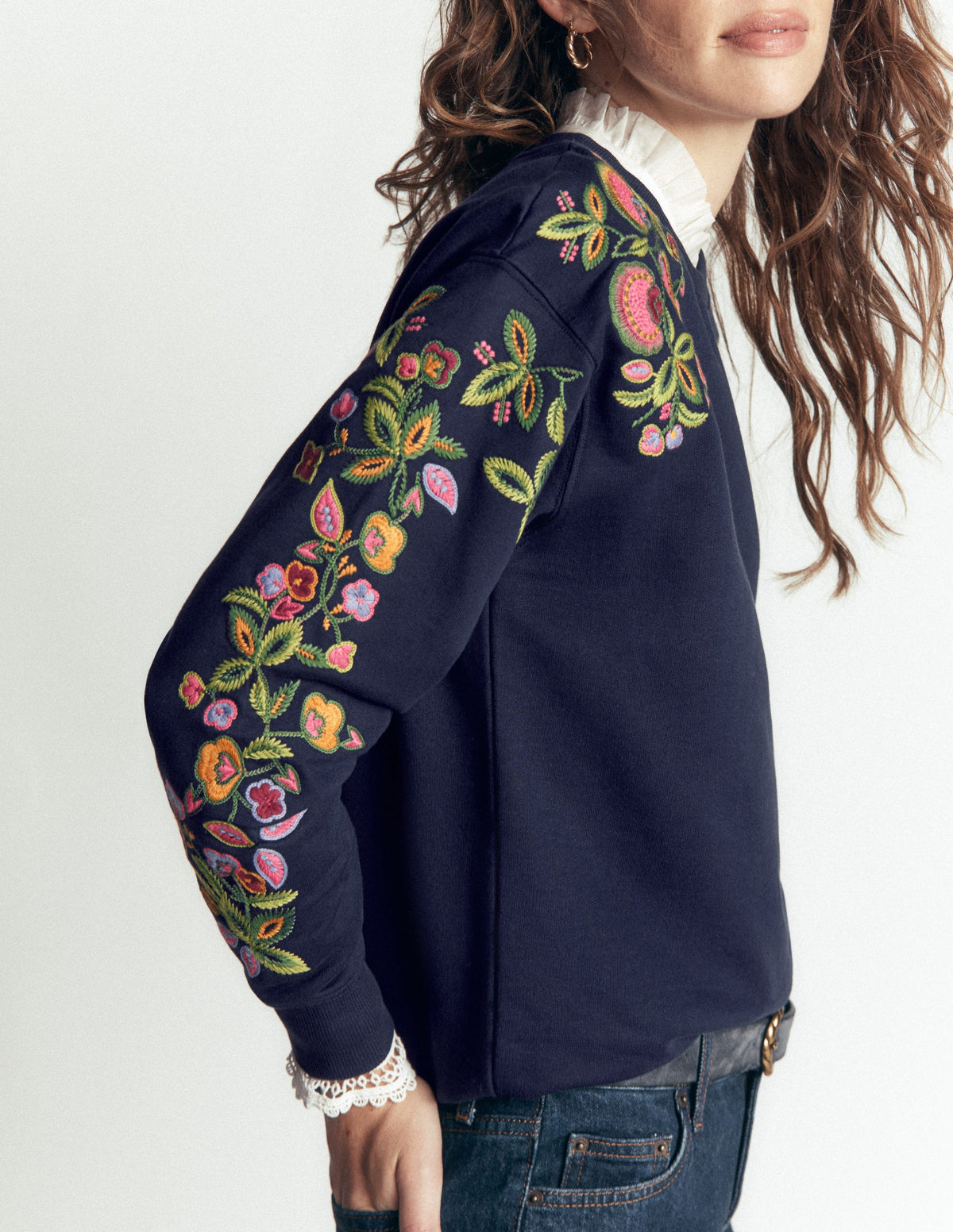 Sweat Emi brodé-Bleu marine, broderie florale multi - Image 4