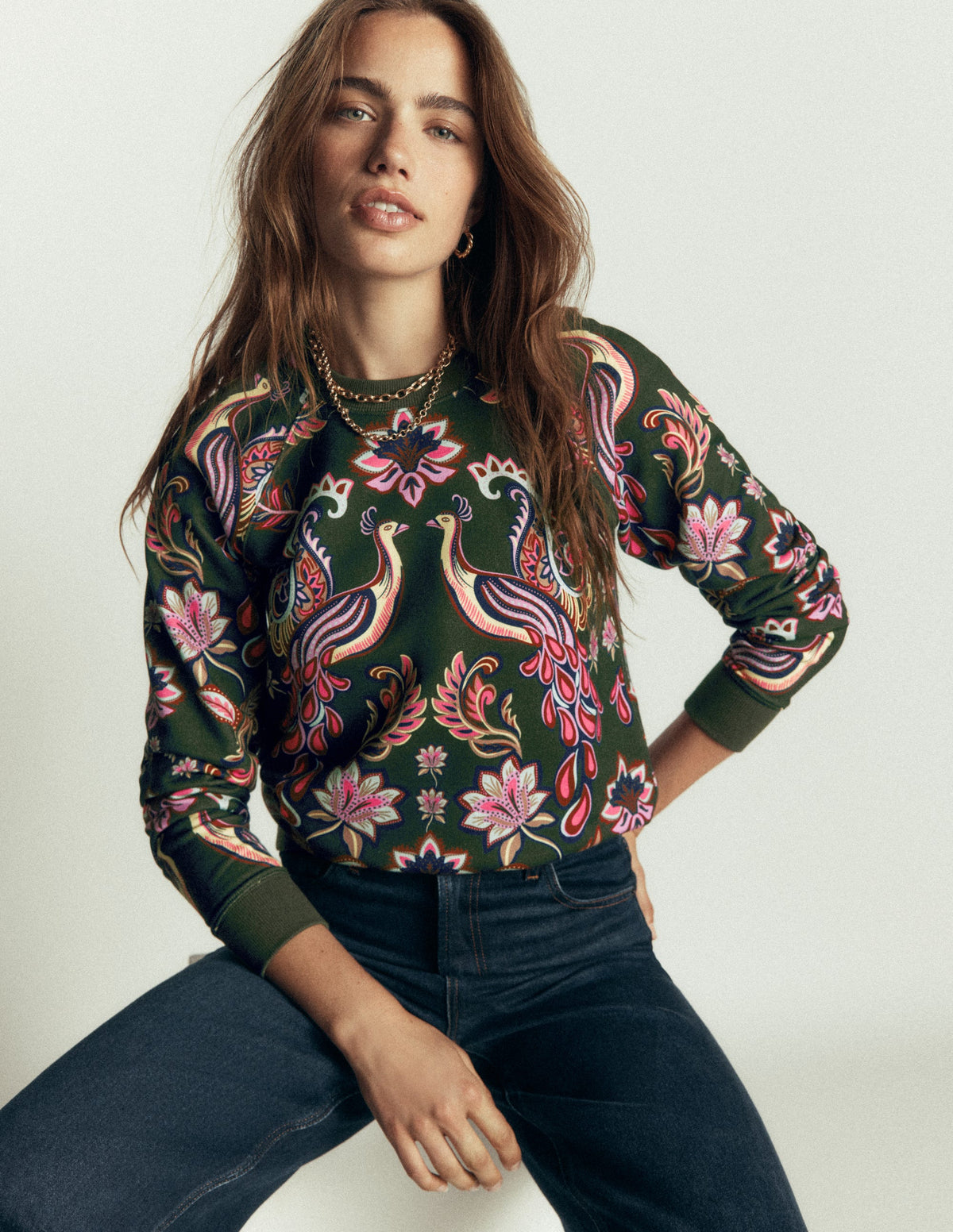 Sweat Rosa à imprimé-Motif Peacock Paradise placé-1