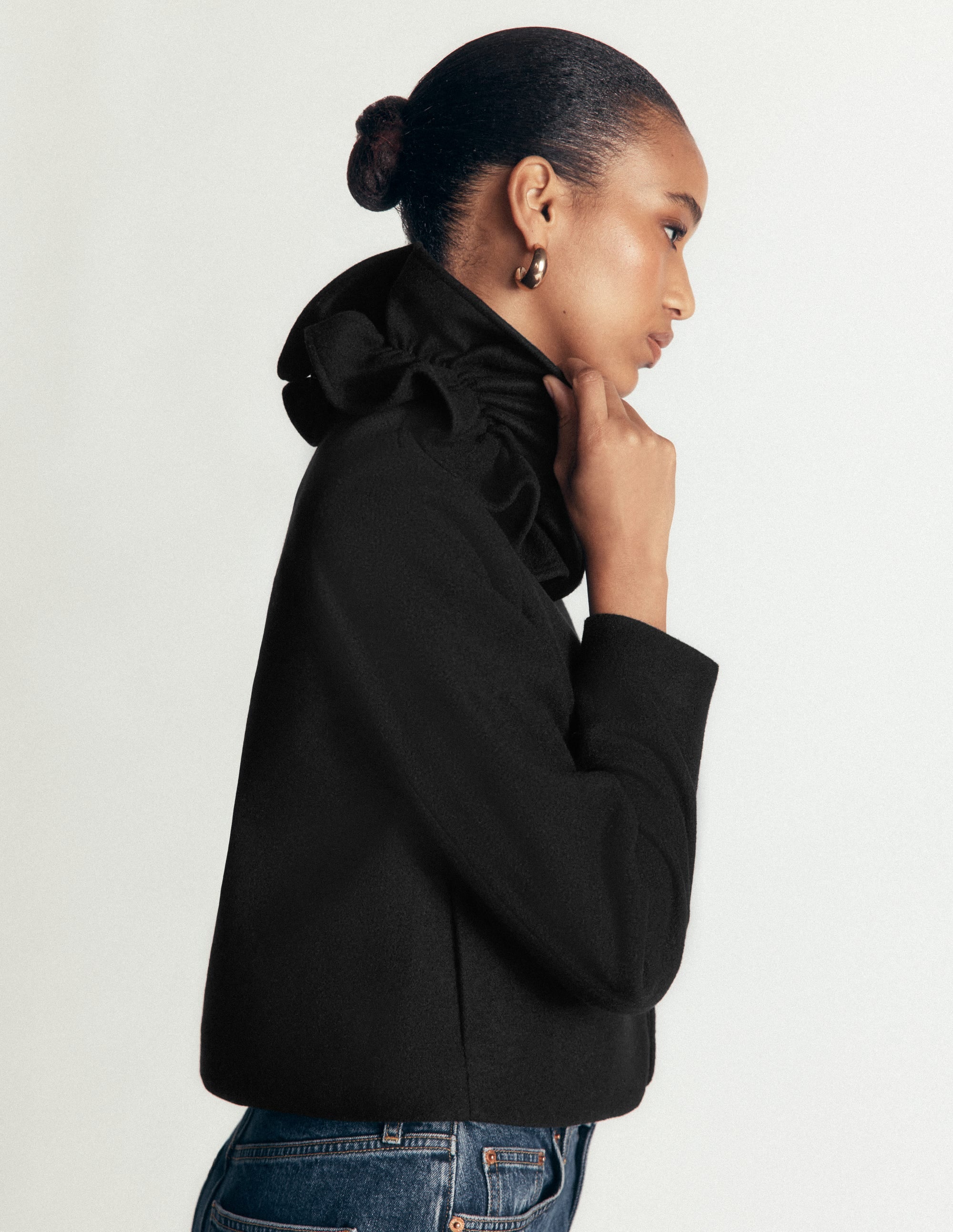 Wolljacke mit Rüschenkragen-Schwarz - Image 6